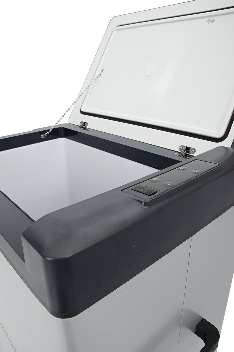 Автомобильный холодильник Sumitachi C30